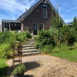 https://hoeve-cornelia.thehaguehotels.net