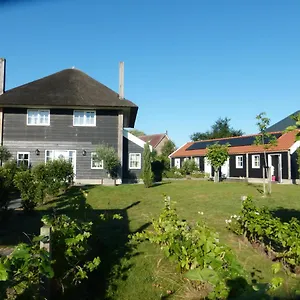 https://bed-en-brood-de-ackers.ihotelsrotterdam.com